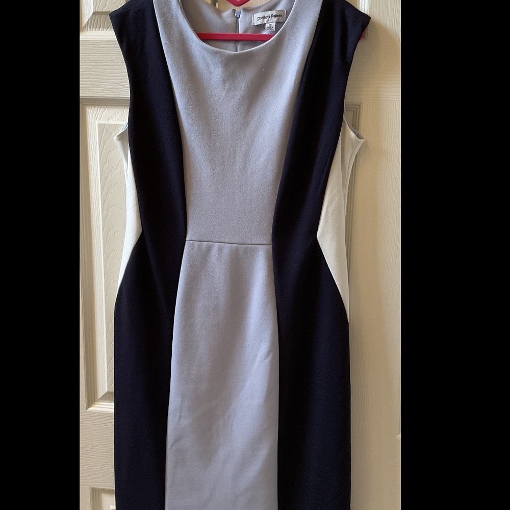 Sleeveless dress